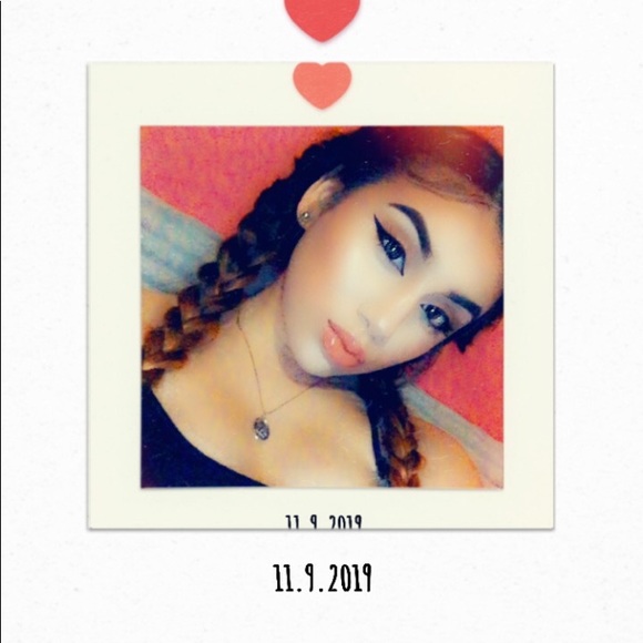 Meet your Posher, Priscilla - Picture 1 of 1